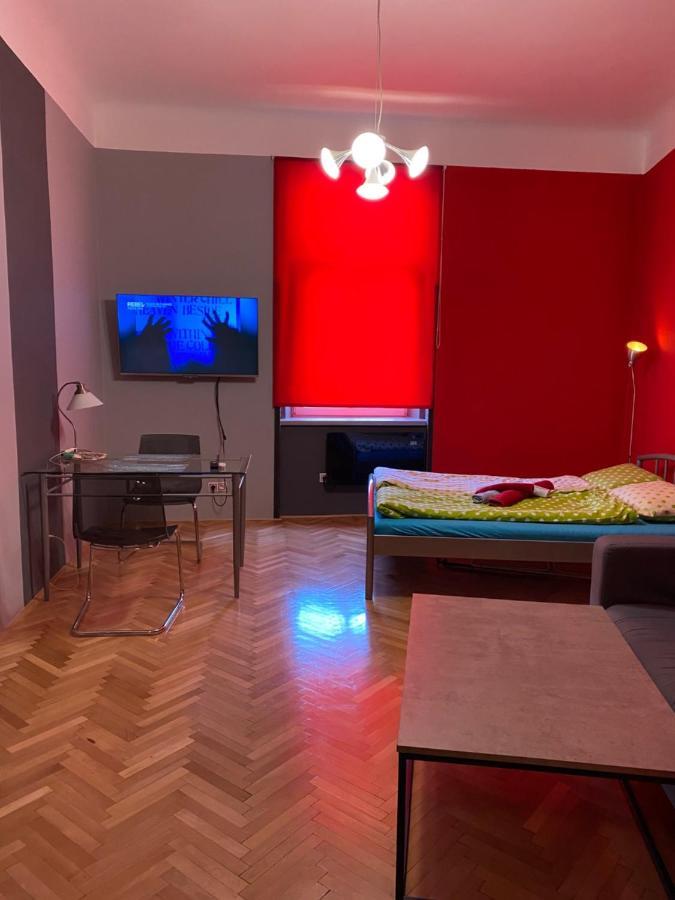 براغ Apartment B42 Bed And Cafe المظهر الخارجي الصورة