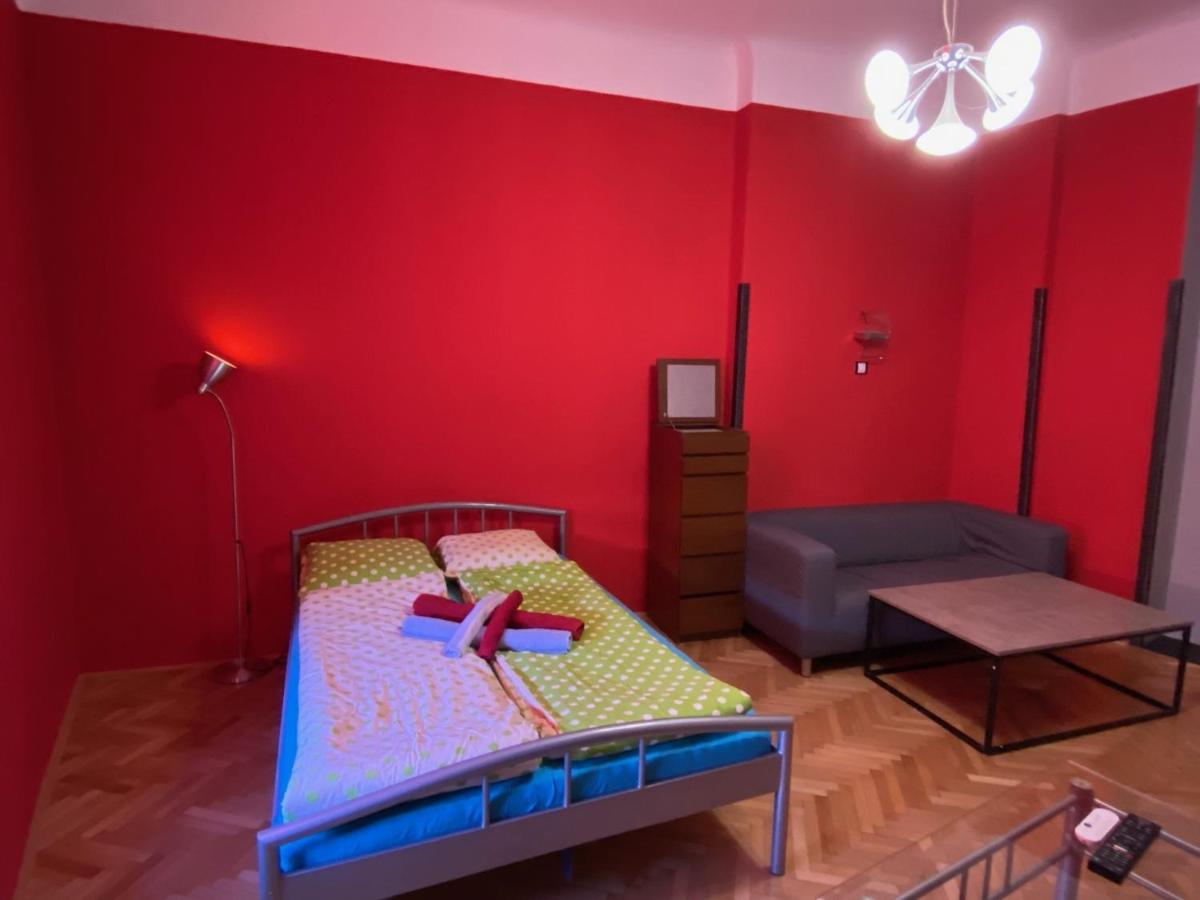 براغ Apartment B42 Bed And Cafe المظهر الخارجي الصورة