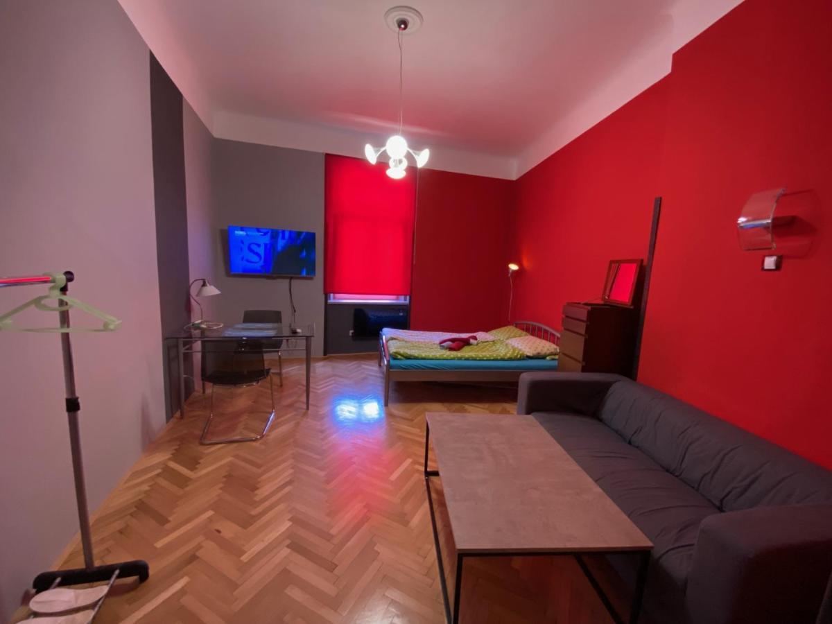 براغ Apartment B42 Bed And Cafe المظهر الخارجي الصورة