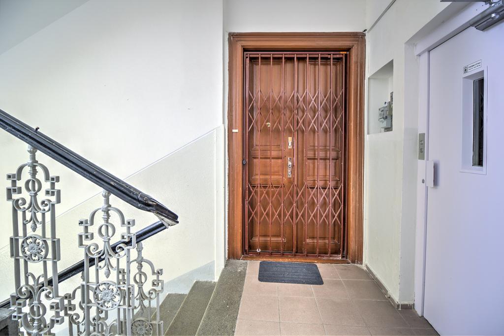 براغ Apartment B42 Bed And Cafe المظهر الخارجي الصورة